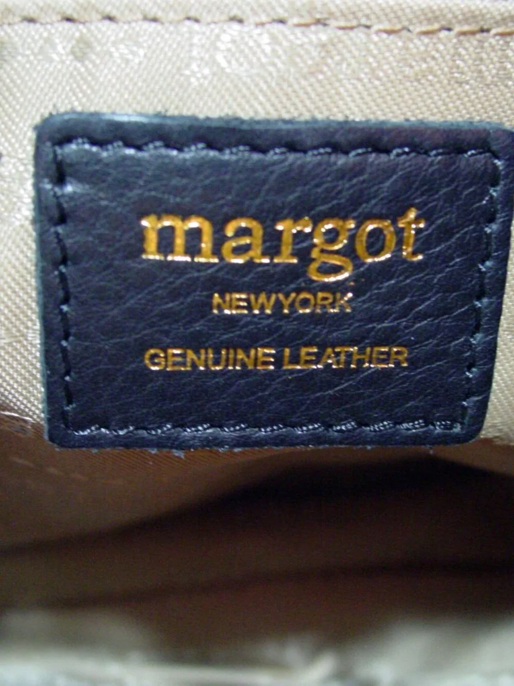MARGOT New York Peyton $138 Leather Crossbody Bag - Picture 8 of 9